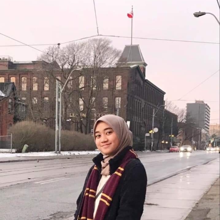 Andi Kierra Anezka, salah satu siswa yang berhasil meraih prestasi di bidang ekonomi pada Kompetisi Sains Nasional.(SMA CENDANA DURI FOR RIAUPOS.CO)